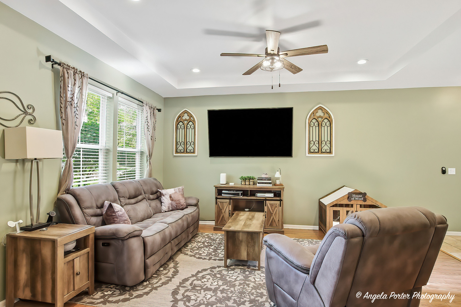 2886 Falling Waters Lane