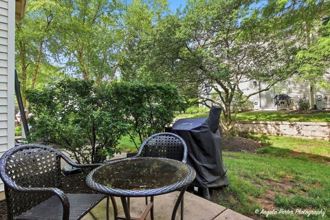 Tiny photo for 2886 Falling Waters Lane, Lindenhurst, IL 60046 (MLS # 12676110)