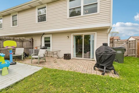Tiny photo for 370 Kirkwood Circle, Bolingbrook, IL 60440 (MLS # 12626669)