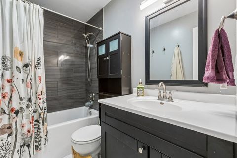 Tiny photo for 370 Kirkwood Circle, Bolingbrook, IL 60440 (MLS # 12626669)