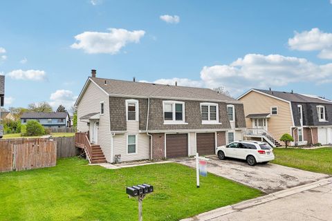 Property photo of 370 Kirkwood Circle, Bolingbrook, IL 60440