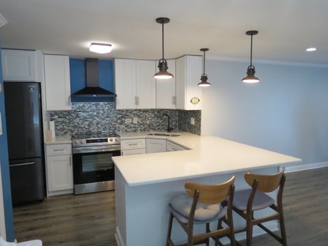Tiny photo for 6632 W 64th Place #3W, Chicago, IL 60638 (MLS # 12668638)