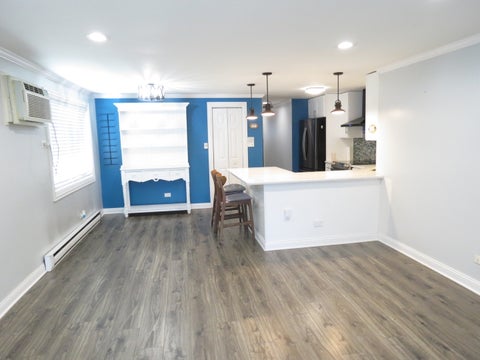 Tiny photo for 6632 W 64th Place #3W, Chicago, IL 60638 (MLS # 12668638)