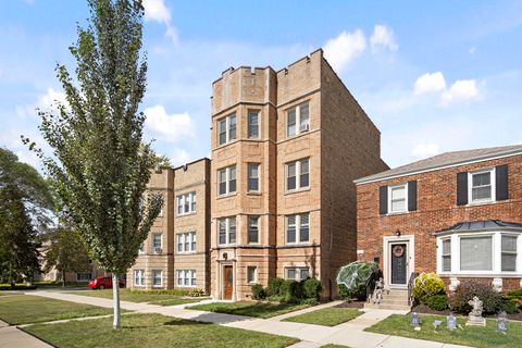 5352 W Sunnyside Avenue Chicago IL 60630