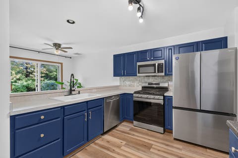 Tiny photo for 1465 Meadowsedge Lane, Carpentersville, IL 60110 (MLS # 12727776)