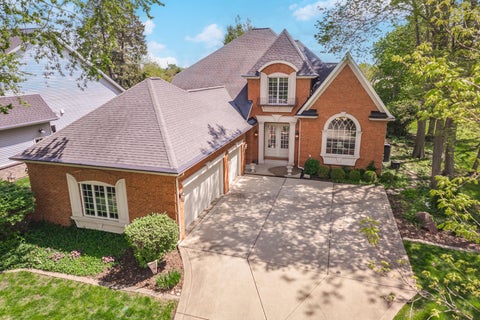 Tiny photo for 704 S Mercer Avenue, Bloomington, IL 61701 (MLS # 12635028)