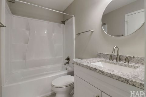 Tiny photo for 404 Lowell Drive #404, South Elgin, IL 60177 (MLS # 12585026)