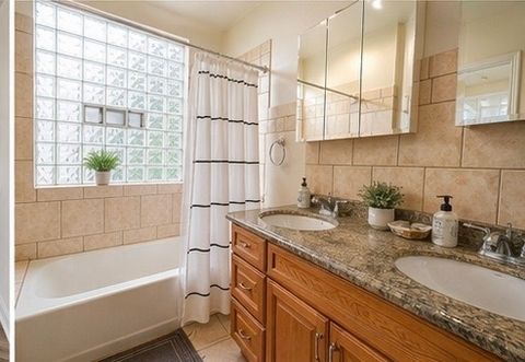 Tiny photo for Chicago, IL 60615 (MLS # 12628533)