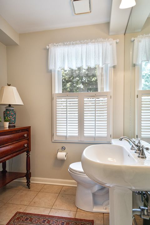 Tiny photo for 674 Foxdale Avenue, Winnetka, IL 60093 (MLS # 12382435)