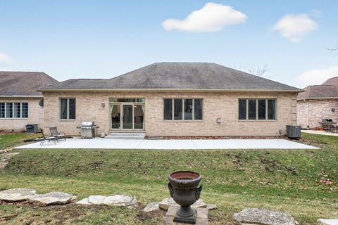 Tiny photo for 127 Rose Drive, Bloomingdale, IL 60108 (MLS # 12537418)