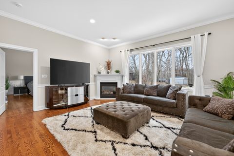 Tiny photo for 127 Rose Drive, Bloomingdale, IL 60108 (MLS # 12537418)