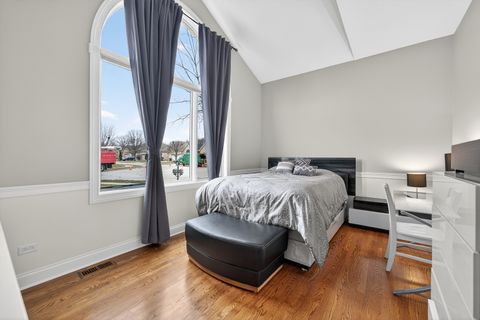 Tiny photo for 127 Rose Drive, Bloomingdale, IL 60108 (MLS # 12537418)