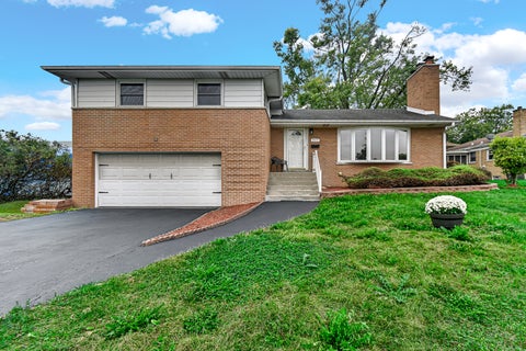 Photo of 2611 171st Street, Hazel Crest, IL 60429 (MLS # 12767294)