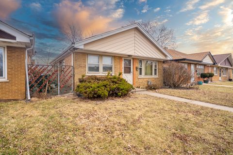 Tiny photo for 5929 S Major Avenue, Chicago, IL 60638 (MLS # 12580592)