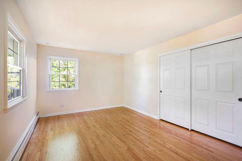 Tiny photo for 2829 Briarwood Drive, Arlington Heights, IL 60005 (MLS # 12495845)