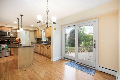 Tiny photo for 2829 Briarwood Drive, Arlington Heights, IL 60005 (MLS # 12495845)