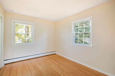 Tiny photo for 2829 Briarwood Drive, Arlington Heights, IL 60005 (MLS # 12495845)