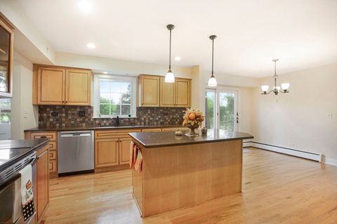 Tiny photo for 2829 Briarwood Drive, Arlington Heights, IL 60005 (MLS # 12495845)