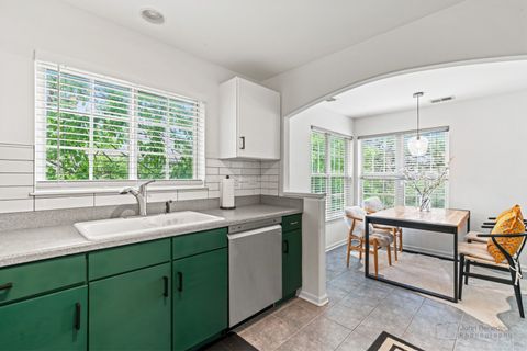 Tiny photo for 2038 Cambria Court, Northbrook, IL 60062 (MLS # 12476350)
