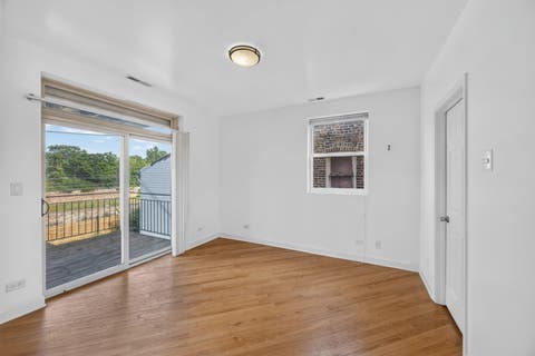 Tiny photo for 6938 S Dorchester Avenue #2, Chicago, IL 60637 (MLS # 12722571)