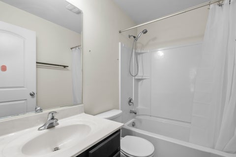 Tiny photo for 3633 Hyde Park Court, Elgin, IL 60124 (MLS # 12669089)