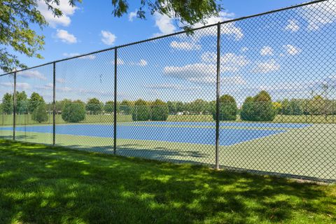 Tiny photo for 3633 Hyde Park Court, Elgin, IL 60124 (MLS # 12669089)