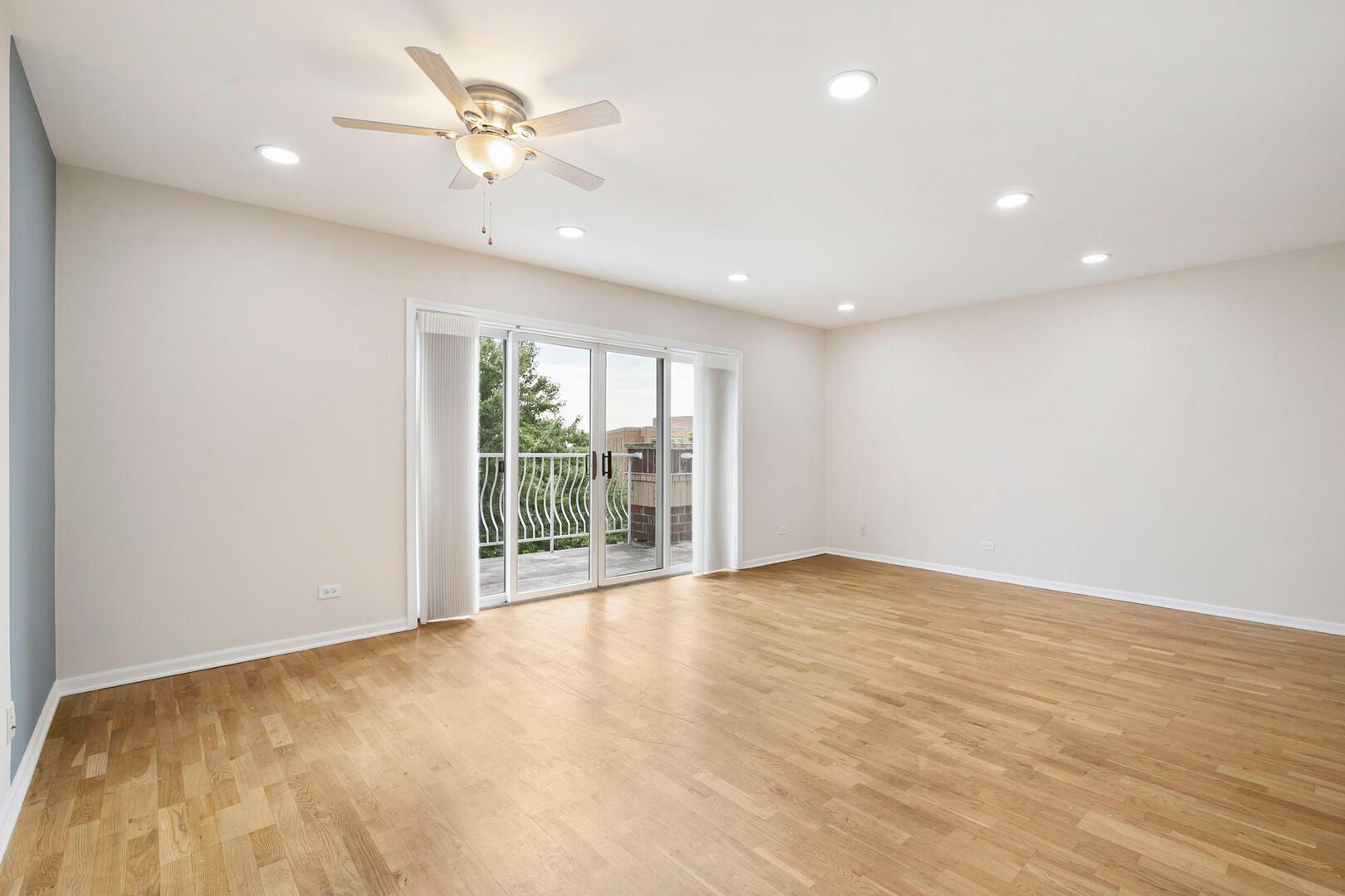 7051 W Touhy Avenue 604