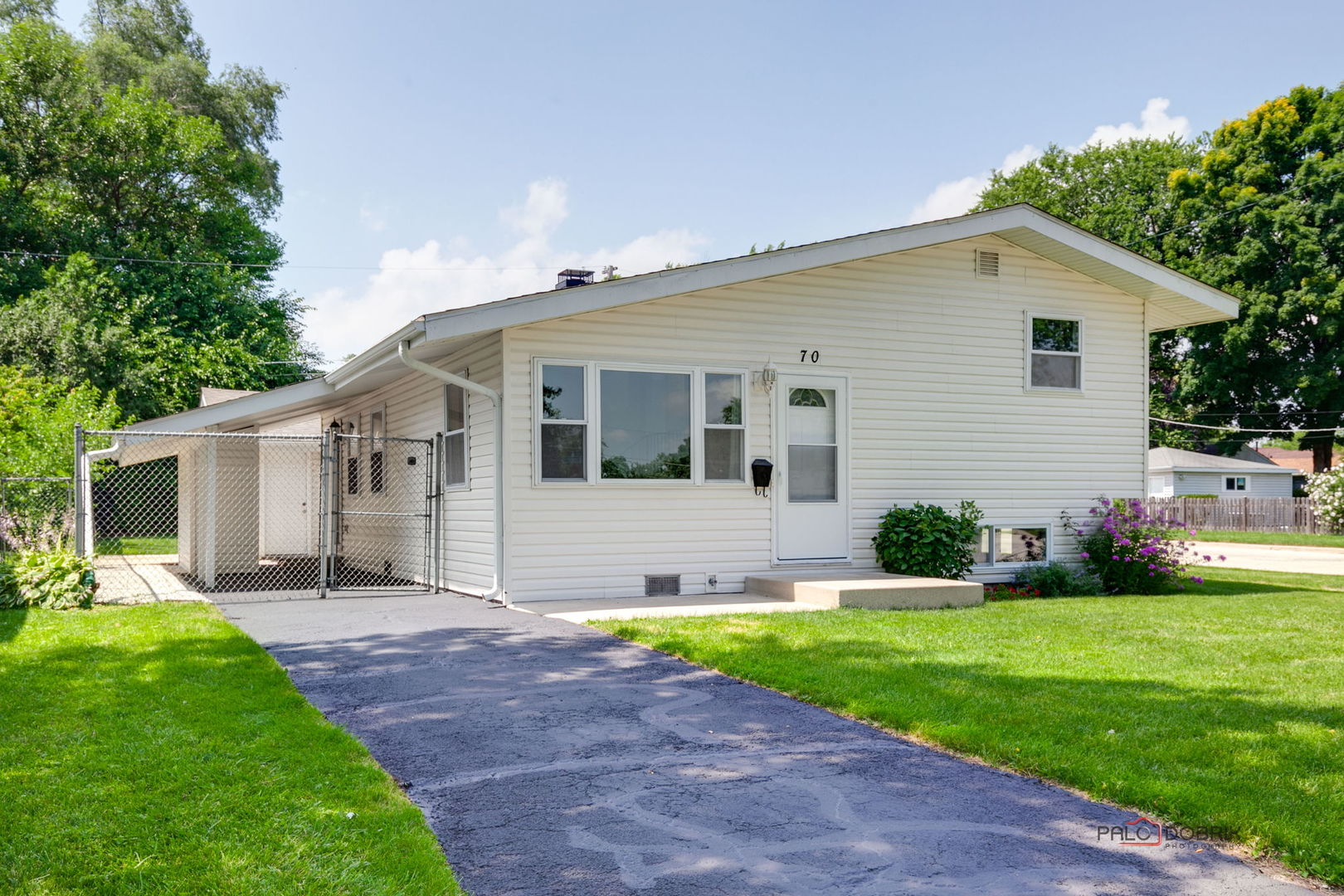 70 N Ridgemoor Avenue
