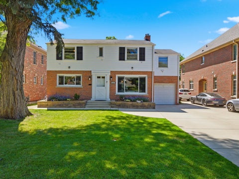 Photo of 204 S Home Avenue, Park Ridge, IL 60068 (MLS # 12759289)