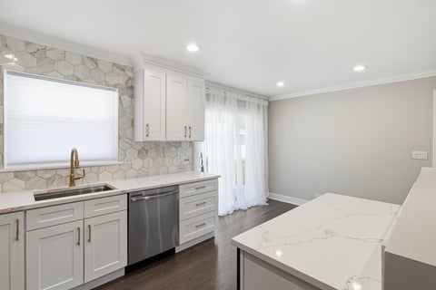 Tiny photo for 1857 Bristol Avenue, Westchester, IL 60154 (MLS # 12686843)