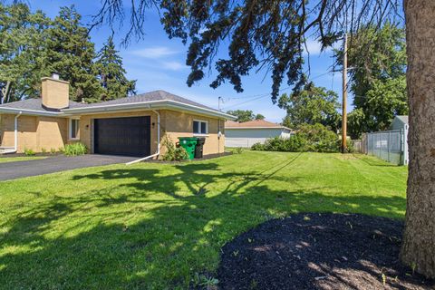 Tiny photo for 1857 Bristol Avenue, Westchester, IL 60154 (MLS # 12686843)