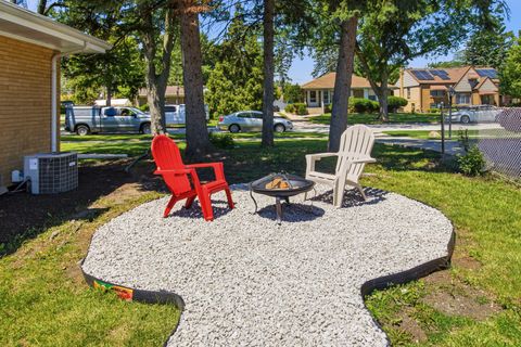 Tiny photo for 1857 Bristol Avenue, Westchester, IL 60154 (MLS # 12686843)