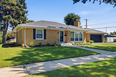Tiny photo for 1857 Bristol Avenue, Westchester, IL 60154 (MLS # 12686843)