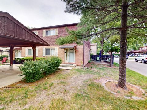 Photo of 1675 Hopi Trail, Wheeling, IL 60090 (MLS # 12667666)