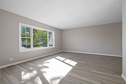 Tiny photo for 17700 Springfield Avenue, Country Club Hills, IL 60478 (MLS # 12457844)