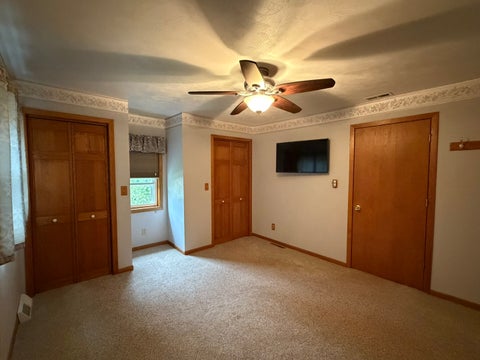 Tiny photo for 2472 W Red Oak Road, Freeport, IL 61032 (MLS # 12764542)