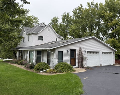 Tiny photo for 2472 W Red Oak Road, Freeport, IL 61032 (MLS # 12764542)