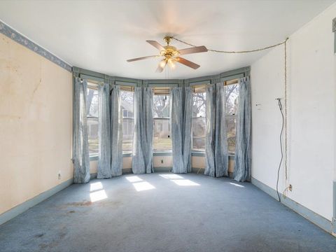 Tiny photo for 730 E 14th St Street, Davenport, IA 52803 (MLS # 100000349)