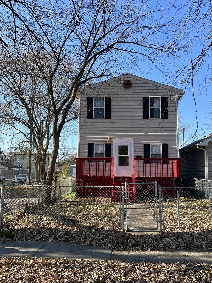 View North Chicago, IL 60064 house