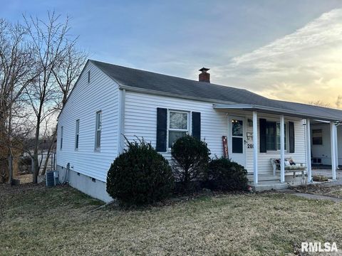 Photo of 2805 COLLEGE Street, Mt Vernon, IL 62864 (MLS # EB458435)