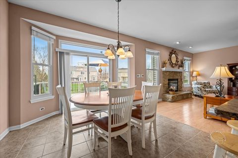 Tiny photo for 2519 Imgrund Road, North Aurora, IL 60542 (MLS # 12617014)