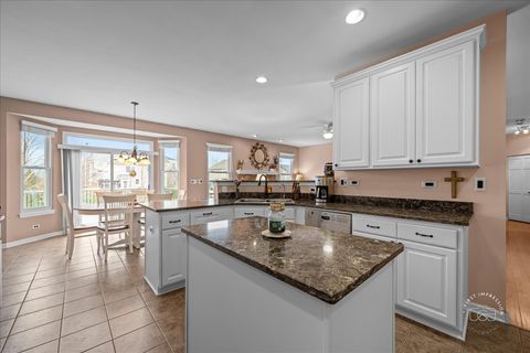 Tiny photo for 2519 Imgrund Road, North Aurora, IL 60542 (MLS # 12617014)