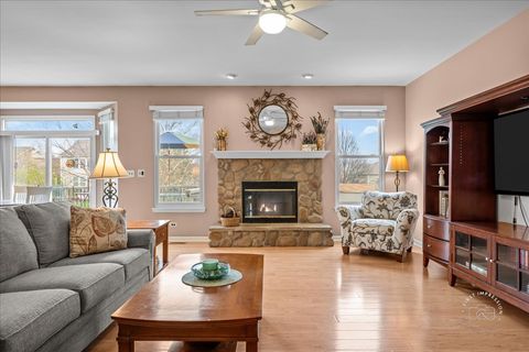 Tiny photo for 2519 Imgrund Road, North Aurora, IL 60542 (MLS # 12617014)