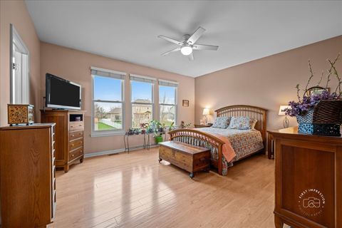 Tiny photo for 2519 Imgrund Road, North Aurora, IL 60542 (MLS # 12617014)