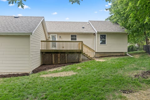 Tiny photo for 6211 N Clark Street, Davenport, IA 52806 (MLS # 12668000)