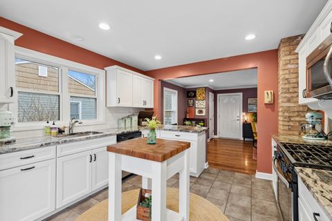 Tiny photo for 207 Glen Avenue, Crystal Lake, IL 60014 (MLS # 12601602)