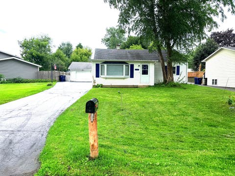 Photo of 18148 W Valley Drive, Grayslake, IL 60030 (MLS # 12737012)