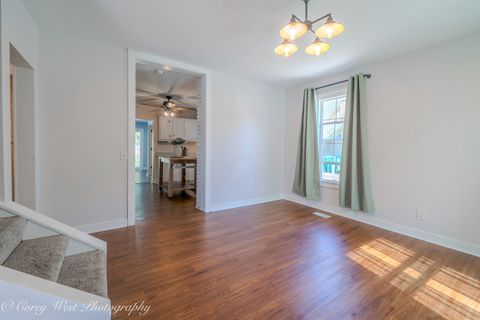 Tiny photo for 419 W Ottawa Street, Sycamore, IL 60178 (MLS # 12460180)