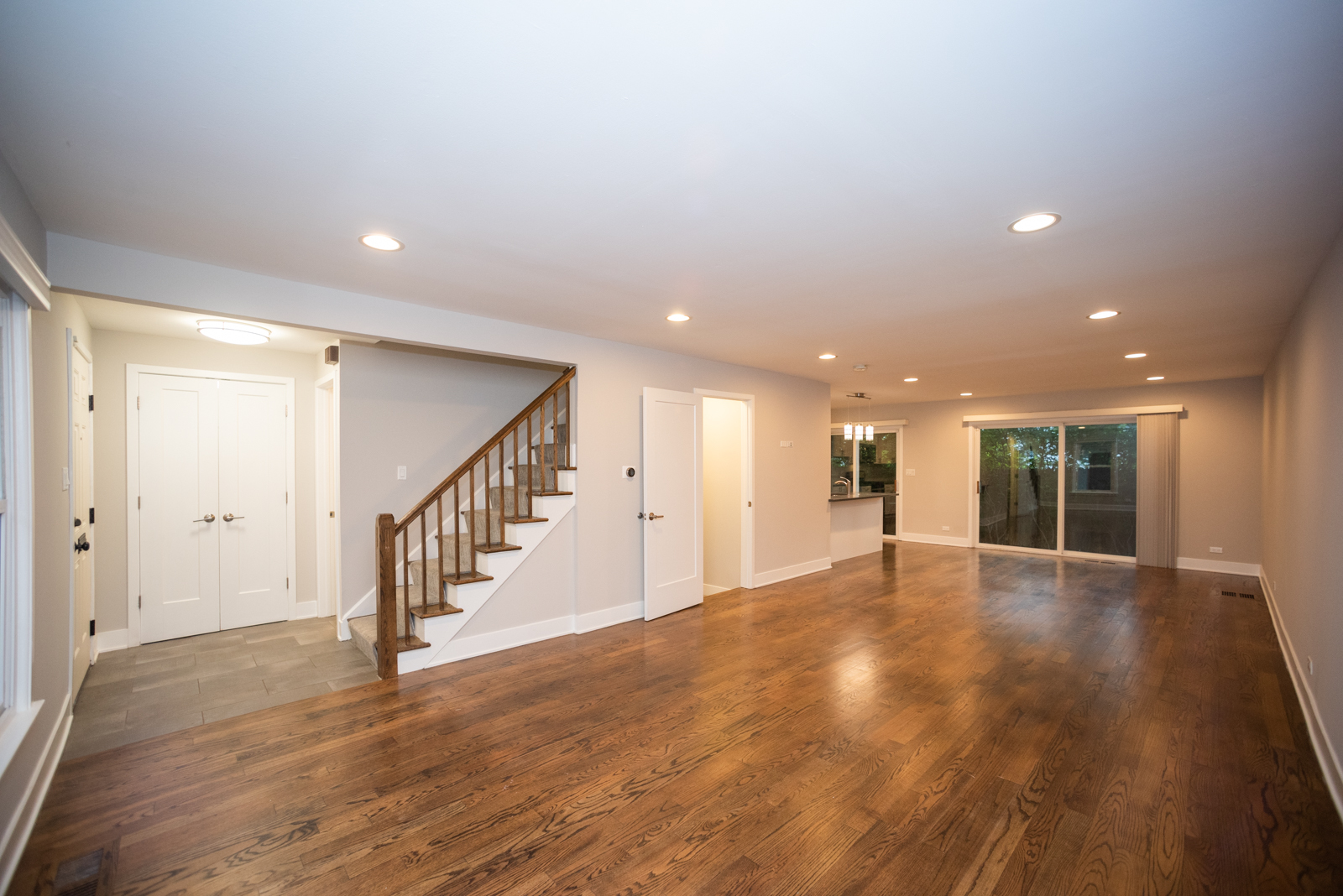 738 Green Bay Road