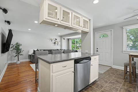 Tiny photo for 18424 Homewood Avenue, Homewood, IL 60430 (MLS # 12695861)